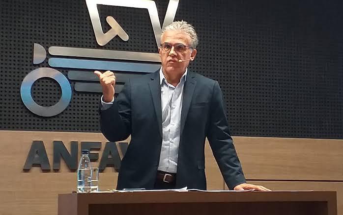 Anfavea defende 'avalanche de investimentos' do governo à indústria de transporte